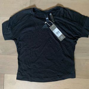 Adidas crop NWT